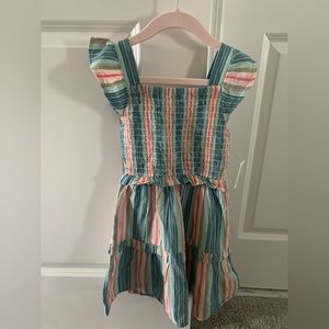Old Navy Flutter sleeve dress for girls